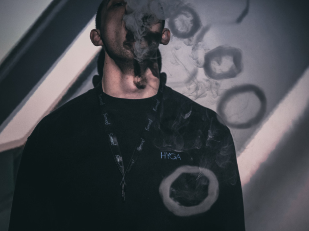 Chereshnya旅游景点-Noir Hookah & Tea