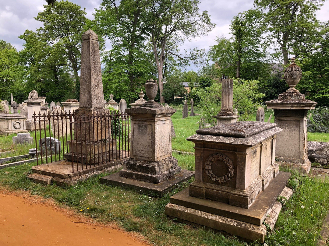 Histon Road Cemetery景点图片