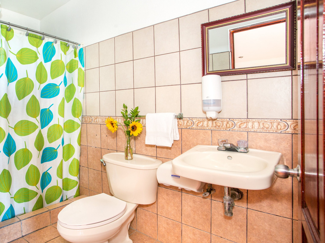 Hotel El Rancho Leon主图