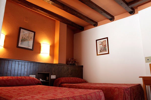 Hotel La Fragua-官方