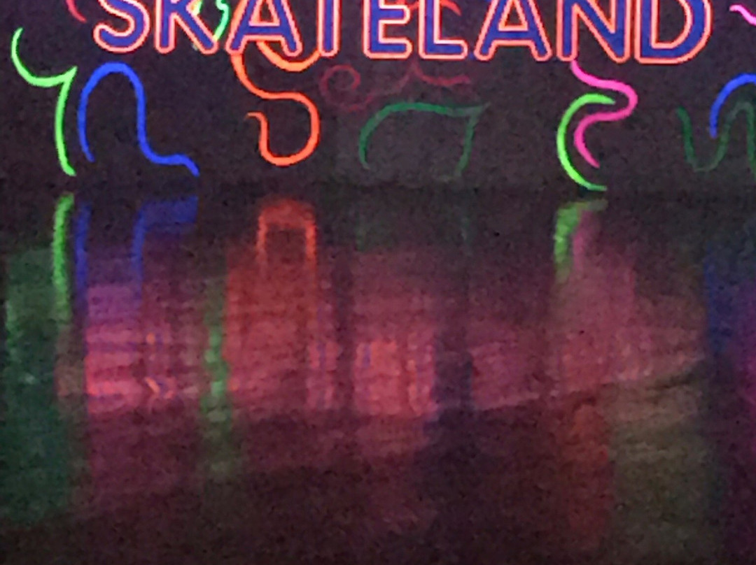 Skateland - Rockford IL.-罗克福德必去景点