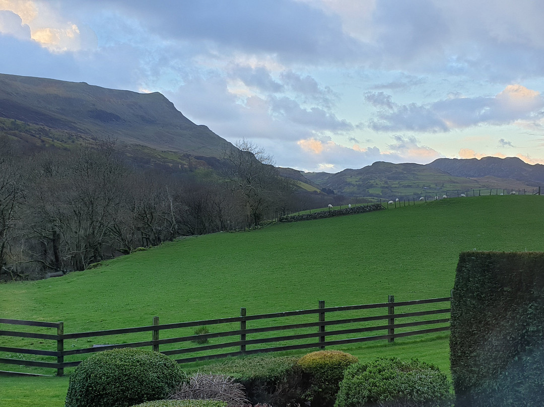 Tyddyn Mawr Farmhouse主图