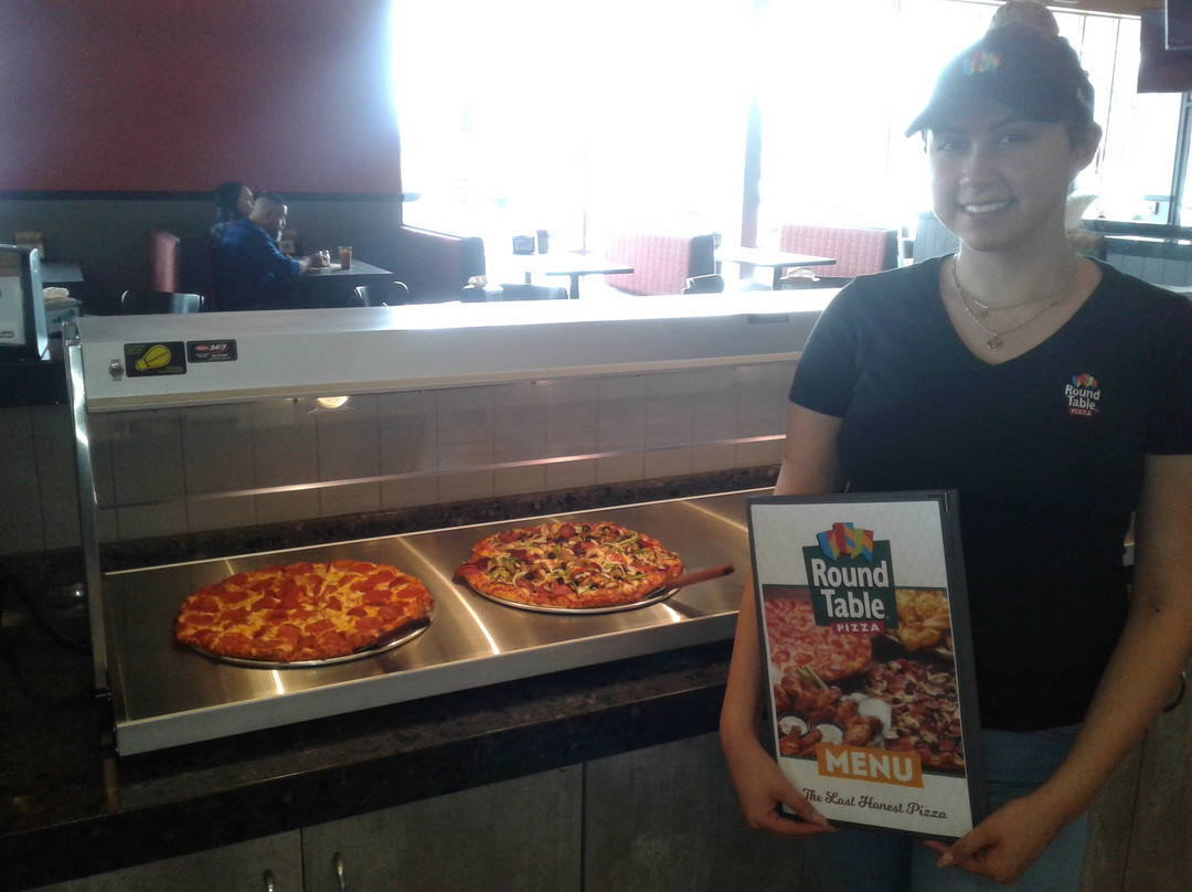 Santa Rita Park餐馆和美食-Round Table Pizza