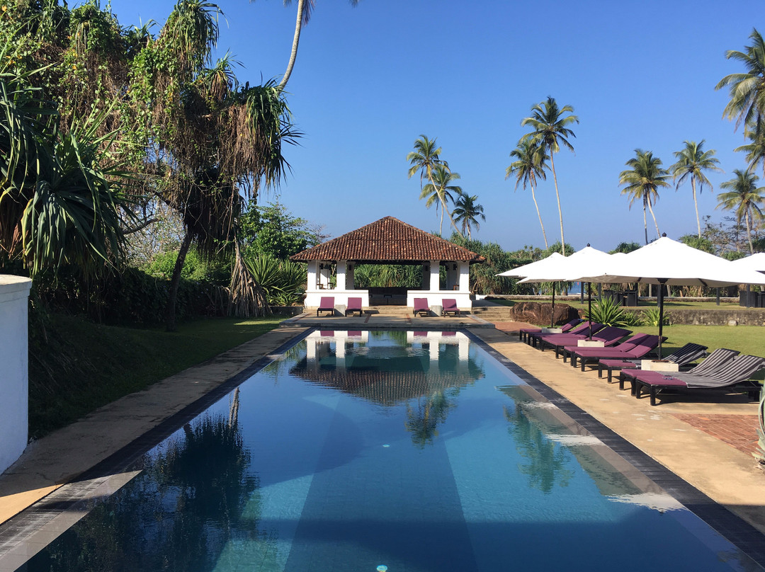 天堂之路酒店主图