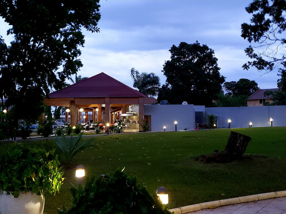 玛雅玛雅莱杰广场酒店主图