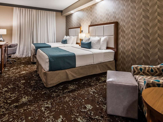 Best Western Premier Ankeny Hotel主图