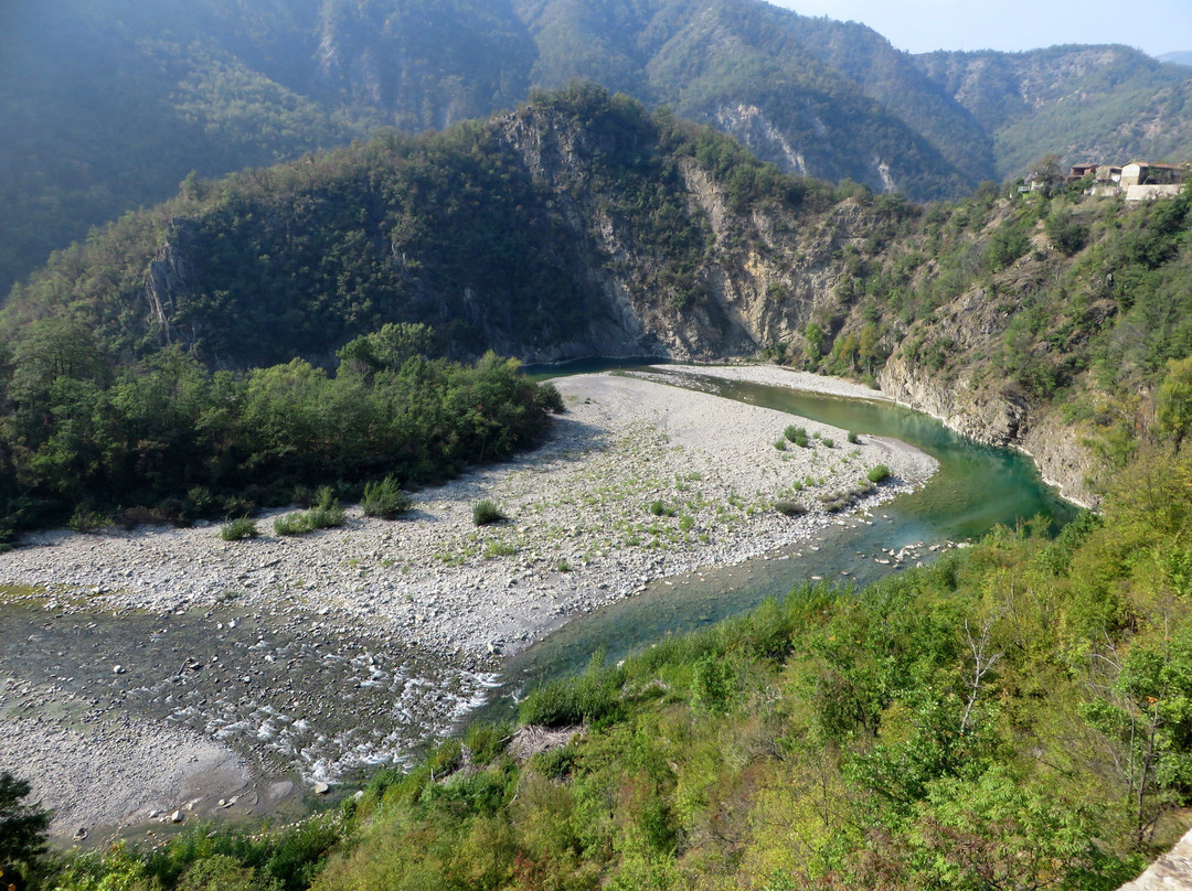 Meandri di San Salvatore-Bobbio必去景点