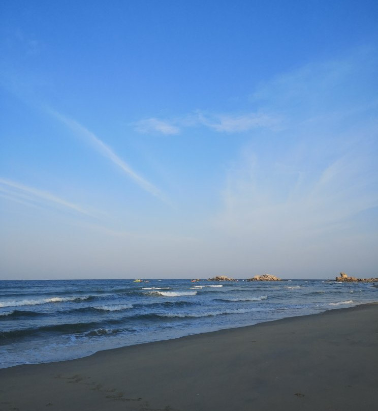 Penunjuk Beach景点图片