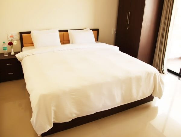 Saburi Service Apartments主图