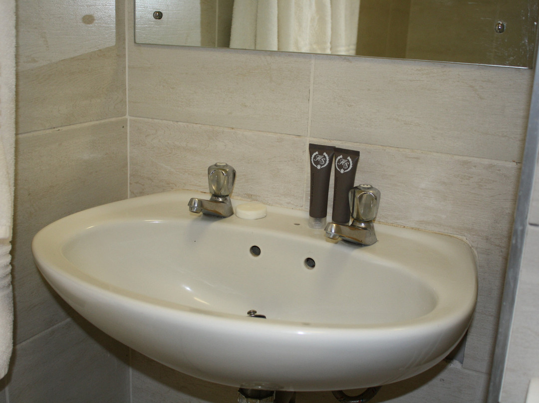 Hotel Savoy and Conference Centre主图