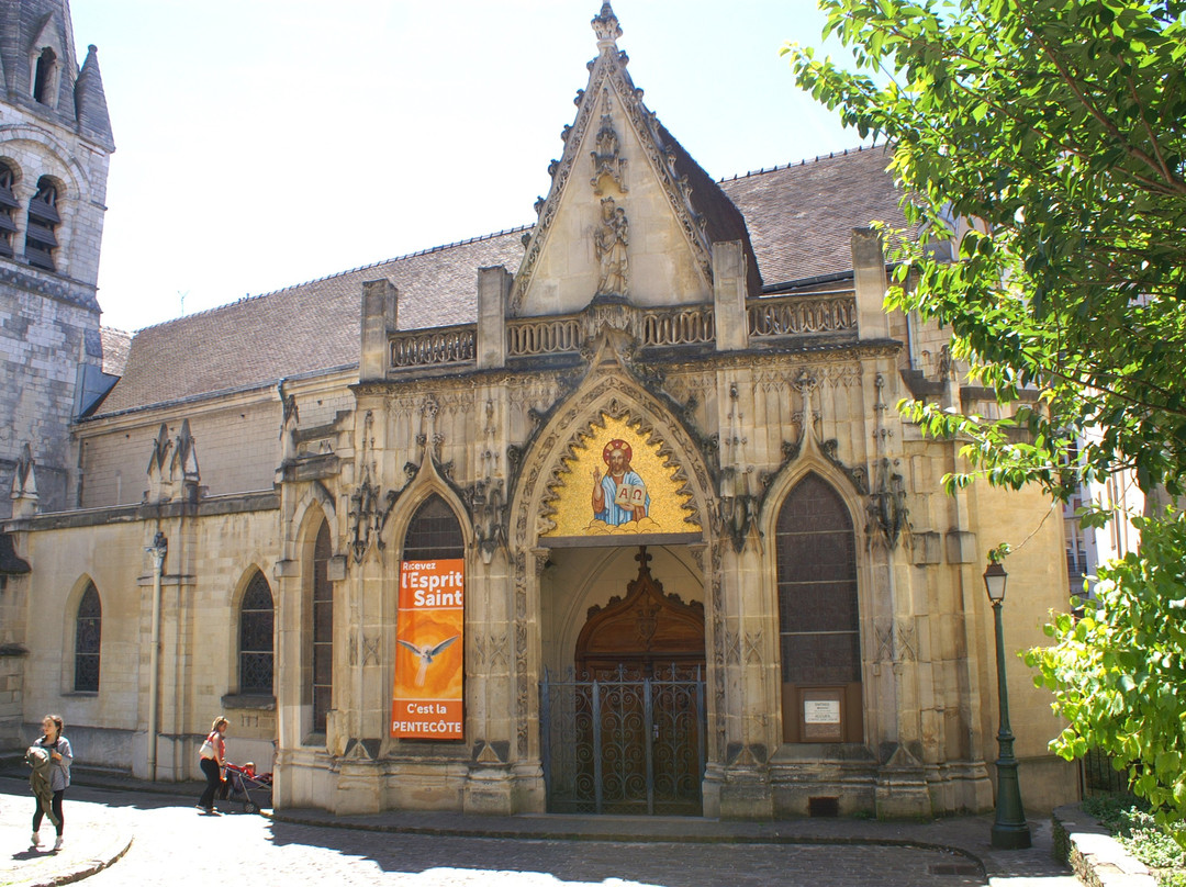 Église Saint-Saturnin景点图片