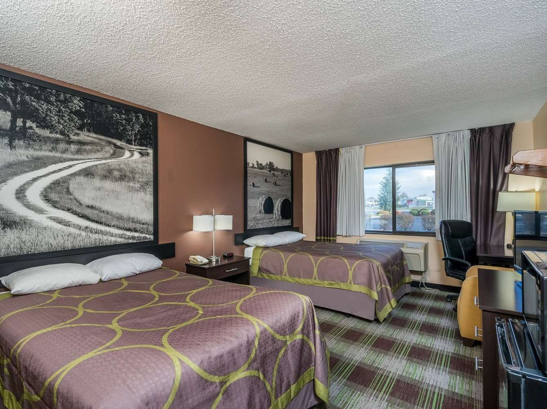 Super 8 by Wyndham Campbellsville KY主图