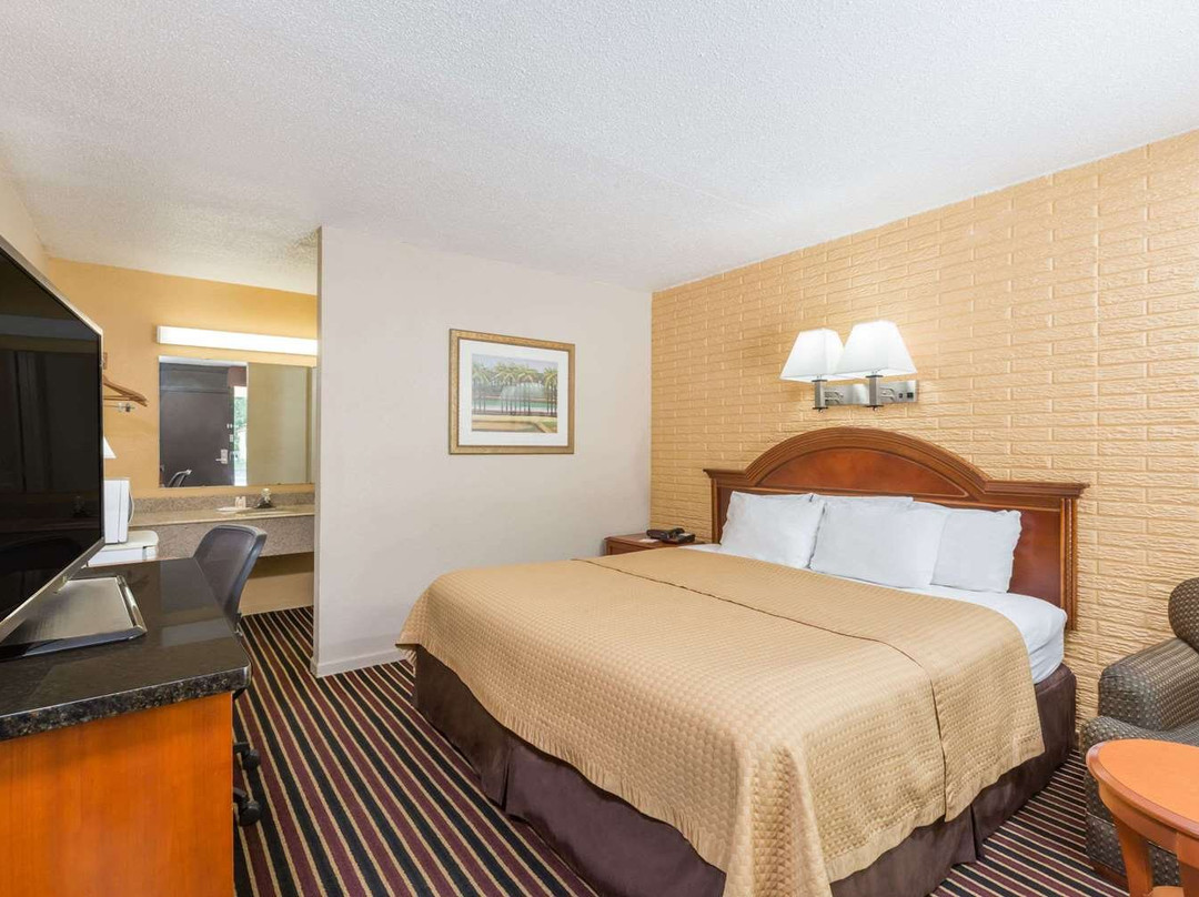 Red Roof Inn Lenoir主图