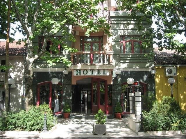 艾米能特酒店主图