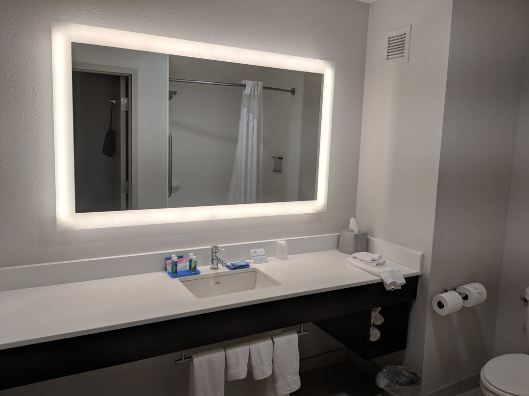 Holiday Inn Express & Suites Conover (hickory Area) By IHG主图