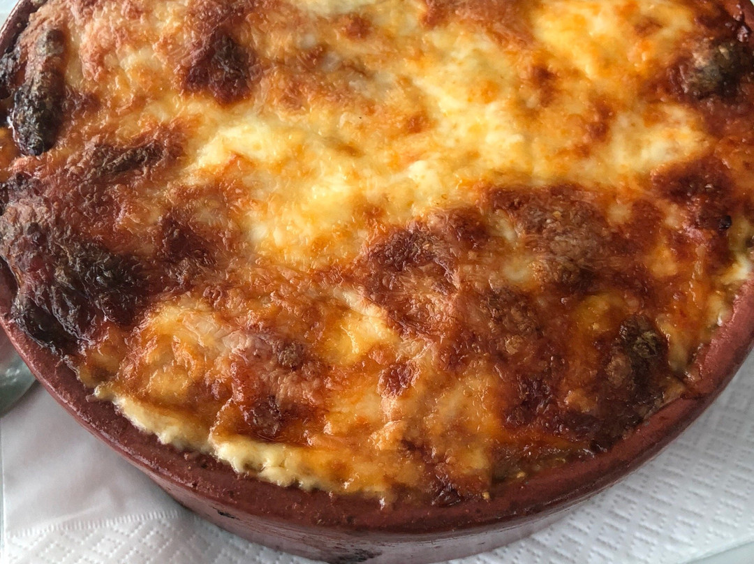 Kyperounta餐馆和美食-Amiandos Gardens