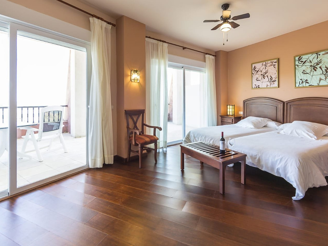 Marbella Hills hotel & Spa主图