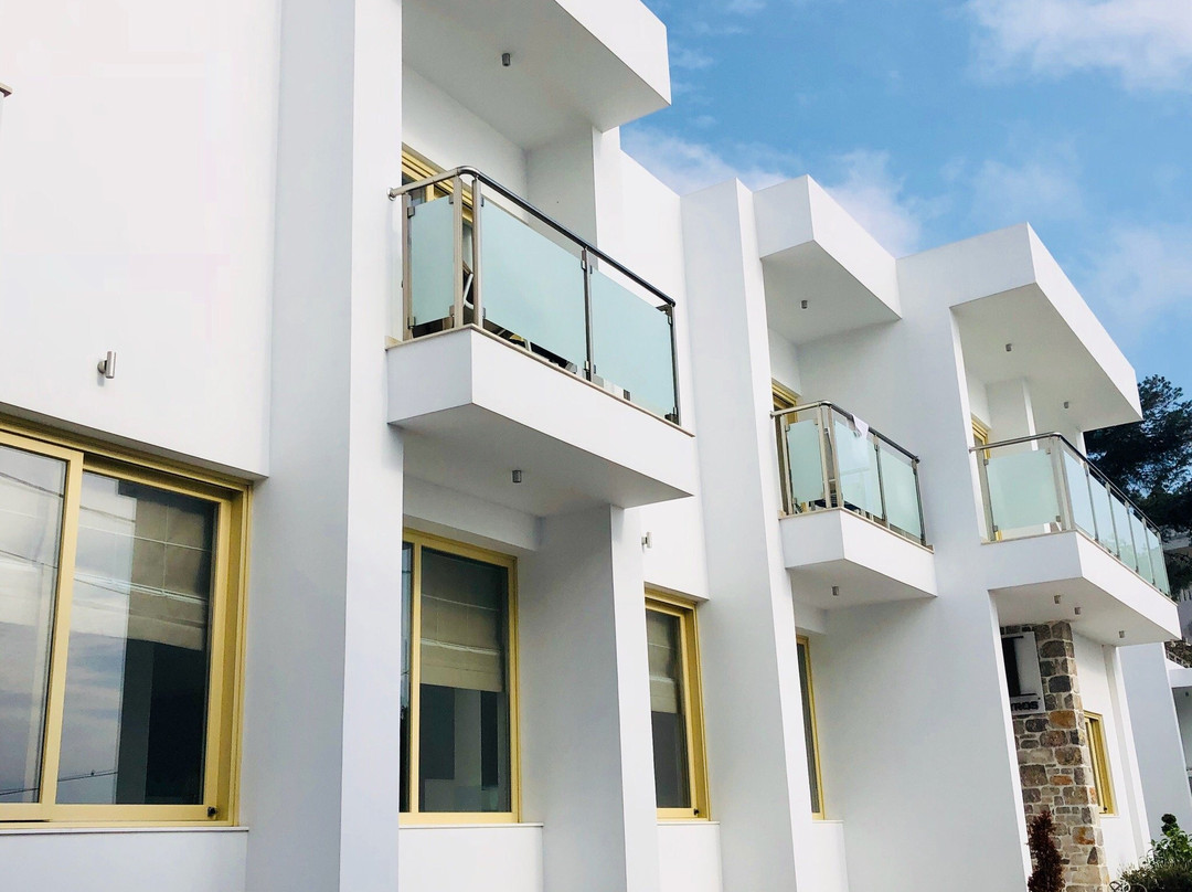 Zephyros Hotel主图