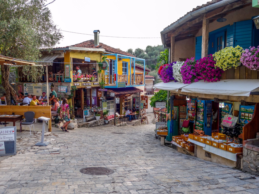 Gavodolla Souvenir Shop-Stari Bar必去景点