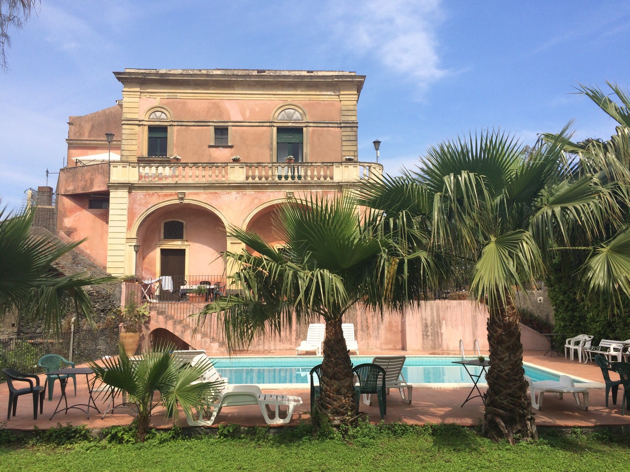 Villa dei Leoni-官方
