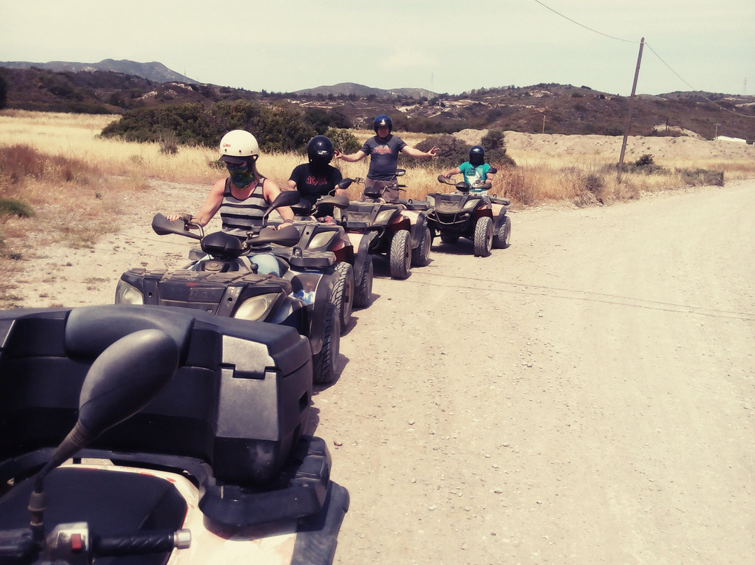 Dimitris Rent a Motorbike and mountain bikes-Kiotari必去景点
