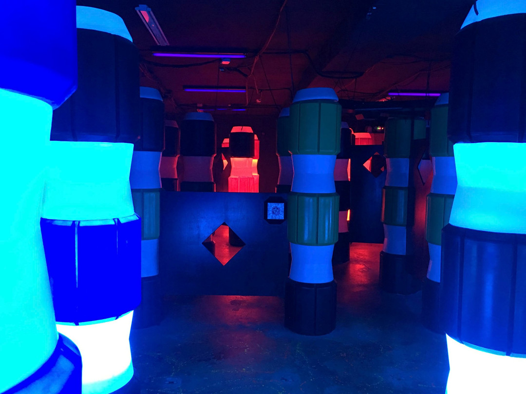 Quest Laser Cafe景点图片