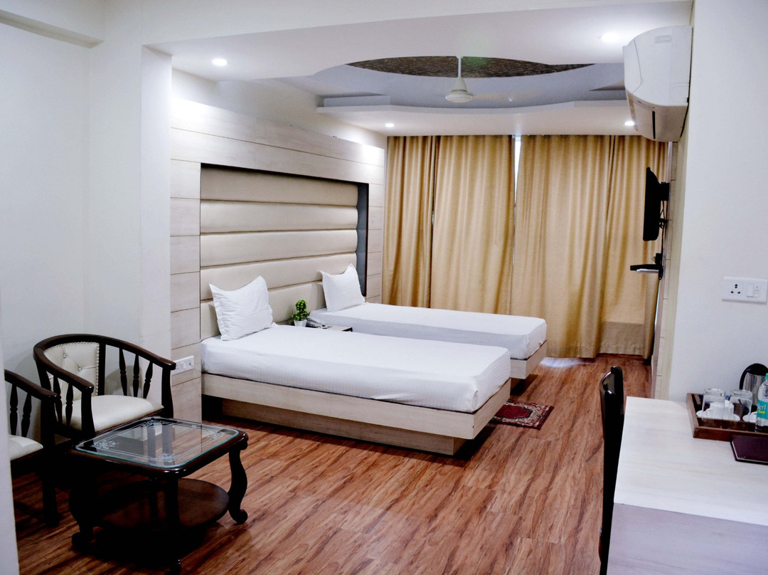 Dhaudhi Rautapur酒店住宿-Hotel Geetika Galaxy