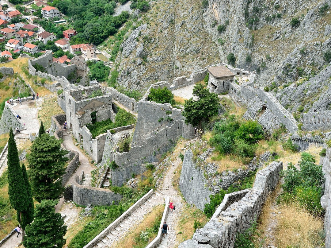 Touring Montenegro景点图片