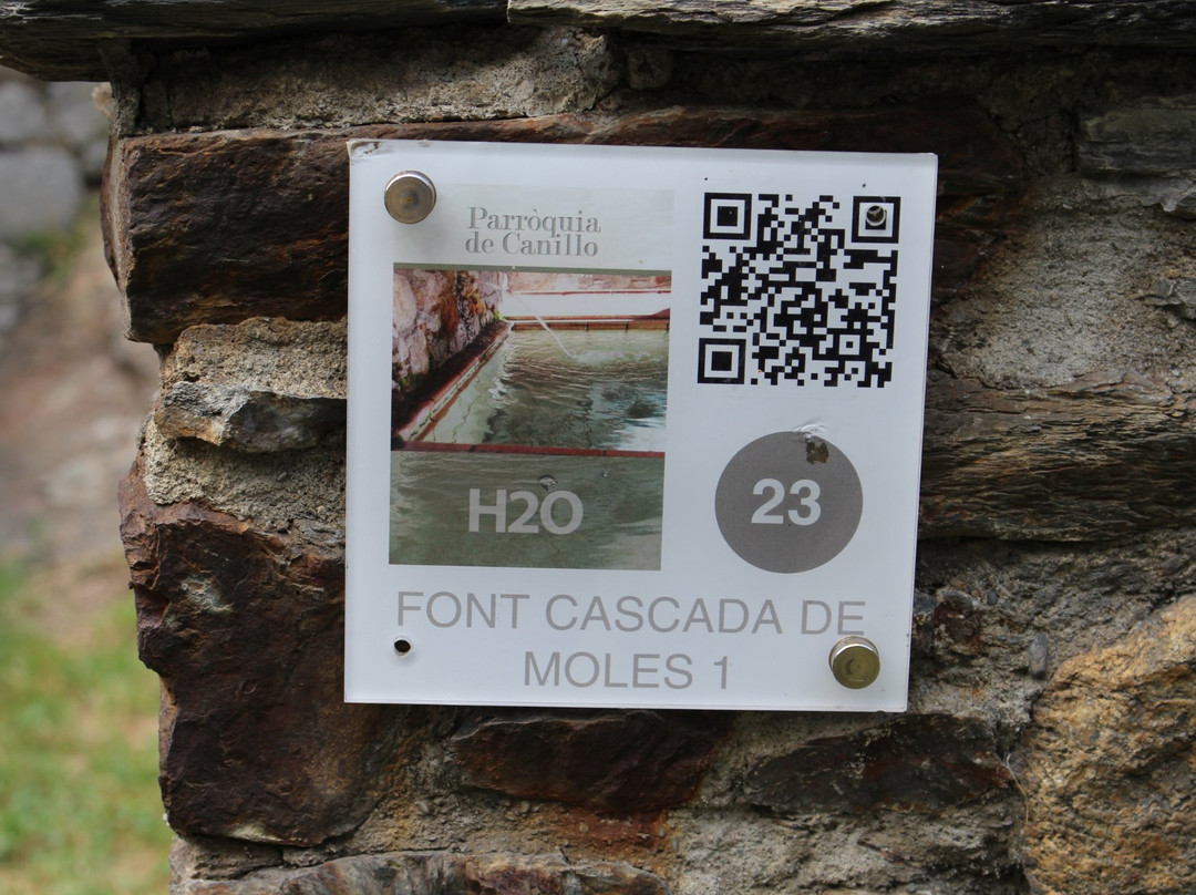 Cascade de Moles-Canillo必去景点