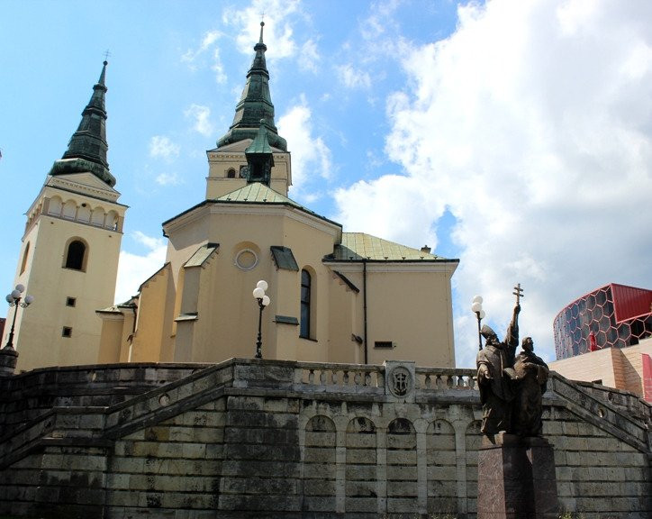 Statue St. of Cyril and Methodius景点图片