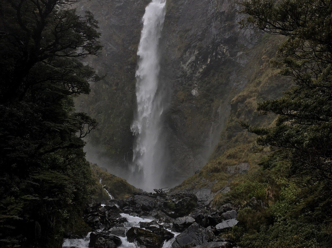 Punchbowl Waterfall-Cascade Locks必去景点