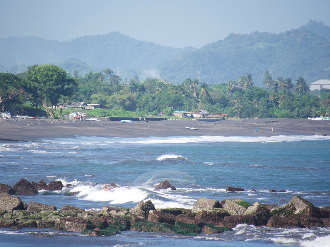 Lebih Beach-吉安雅必去景点