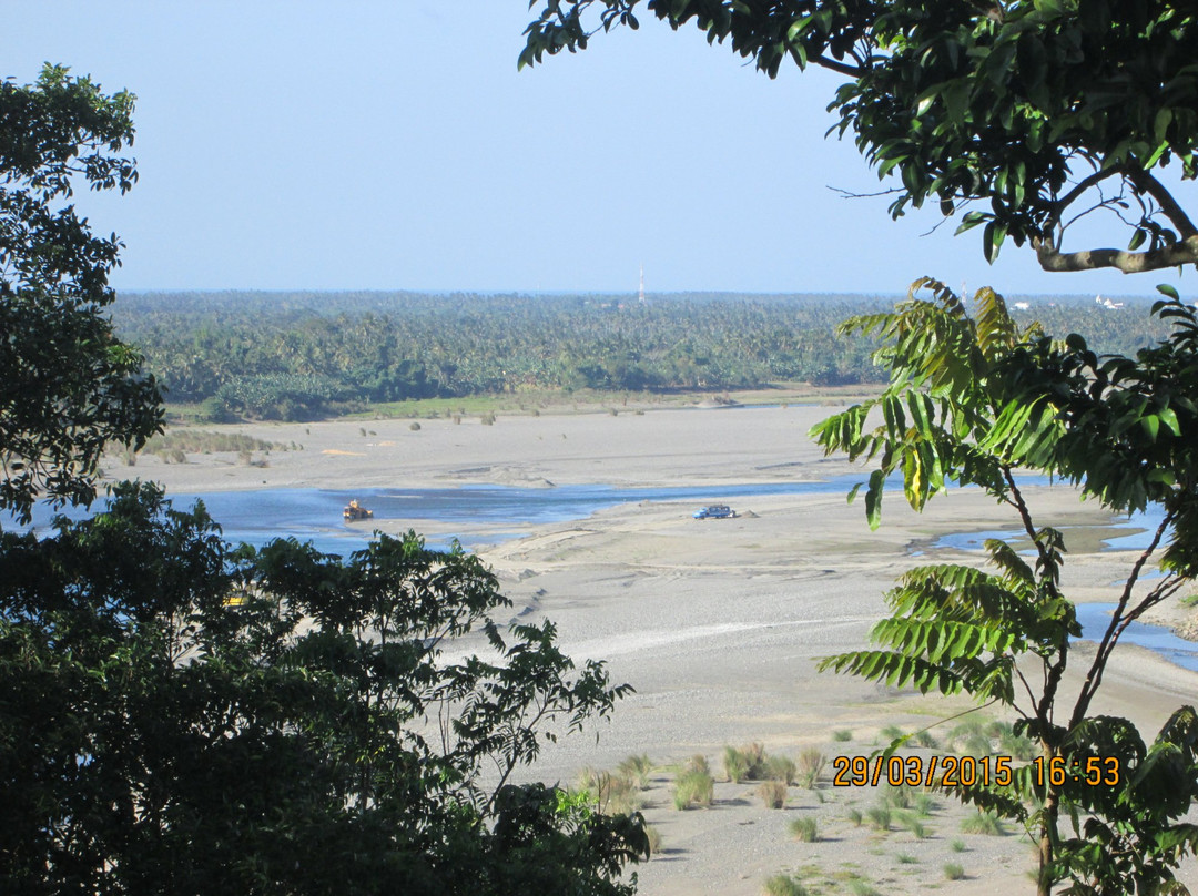 Tigayon Hill and Cave-卡利波必去景点