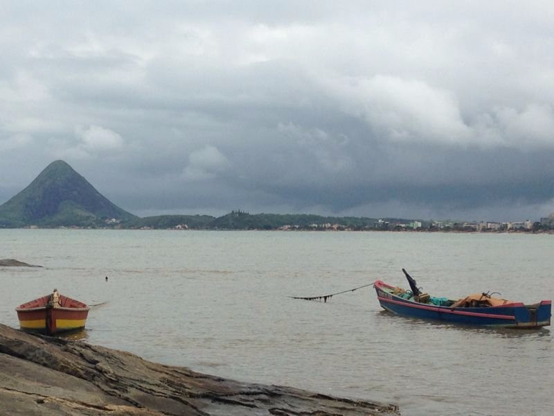 Praia Acaiaca景点图片