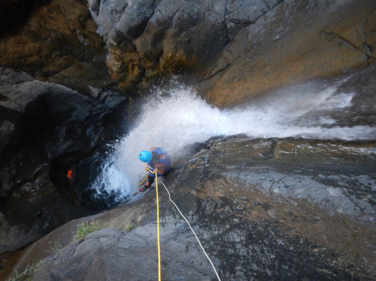 Roc Evolution-Ravine des Cabris必去景点