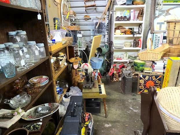 Antiques & Fine Consignment of Camden-Camden必去景点