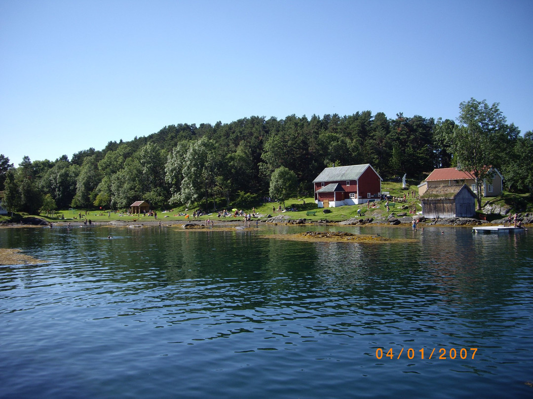 Hjertoya Island Nature Trail景点图片