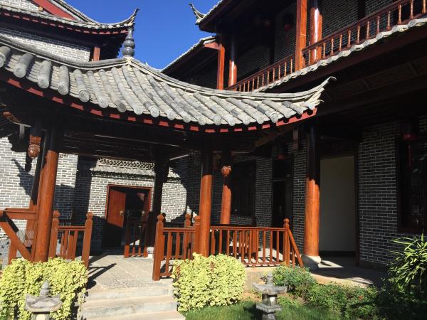 港集·一杯茶中式庭院（束河古镇店）-浴室