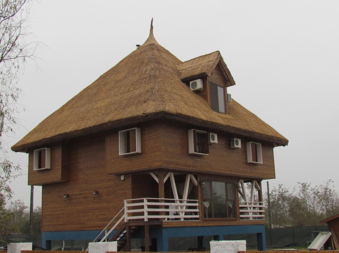 Old Fane's Lodge