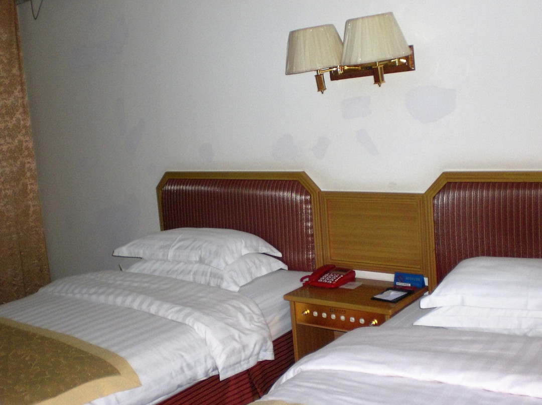 多依河宾馆主图