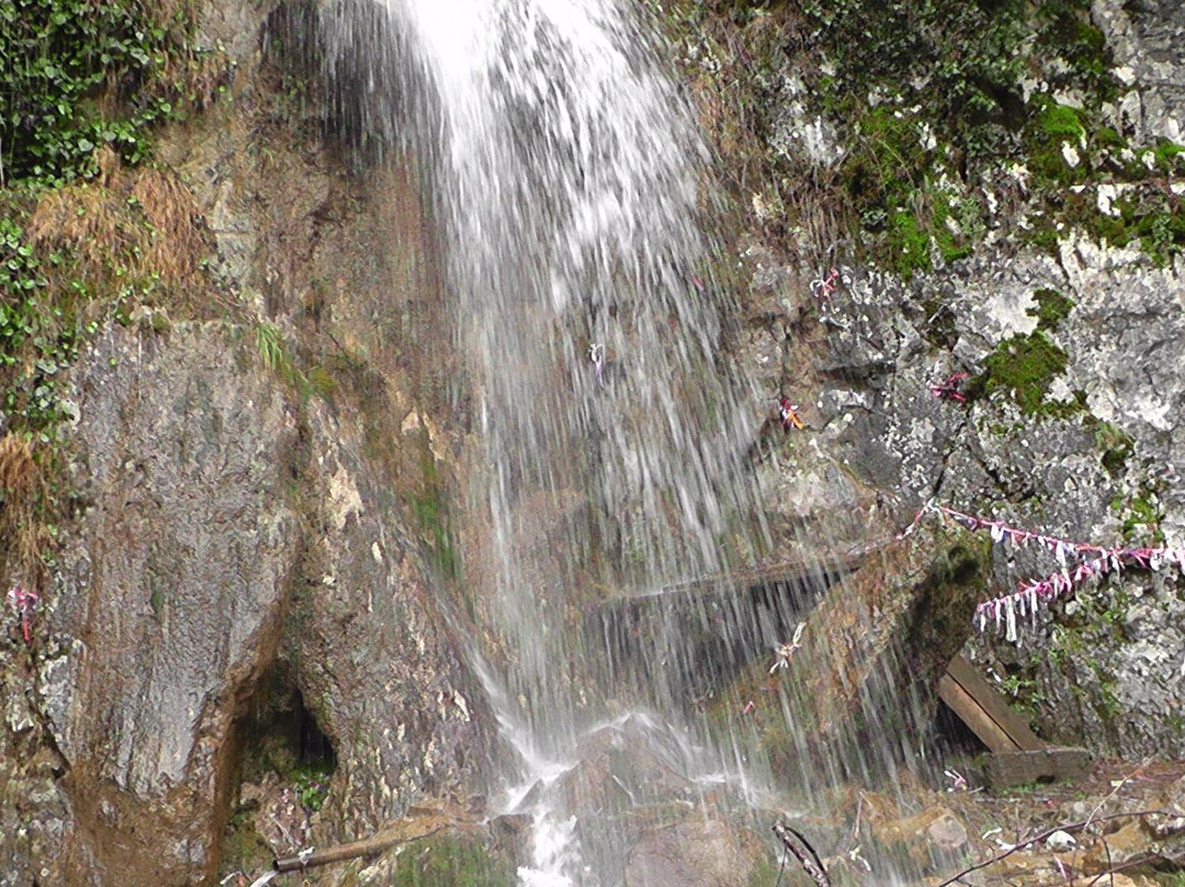 Waterfall Men's Tears景点图片