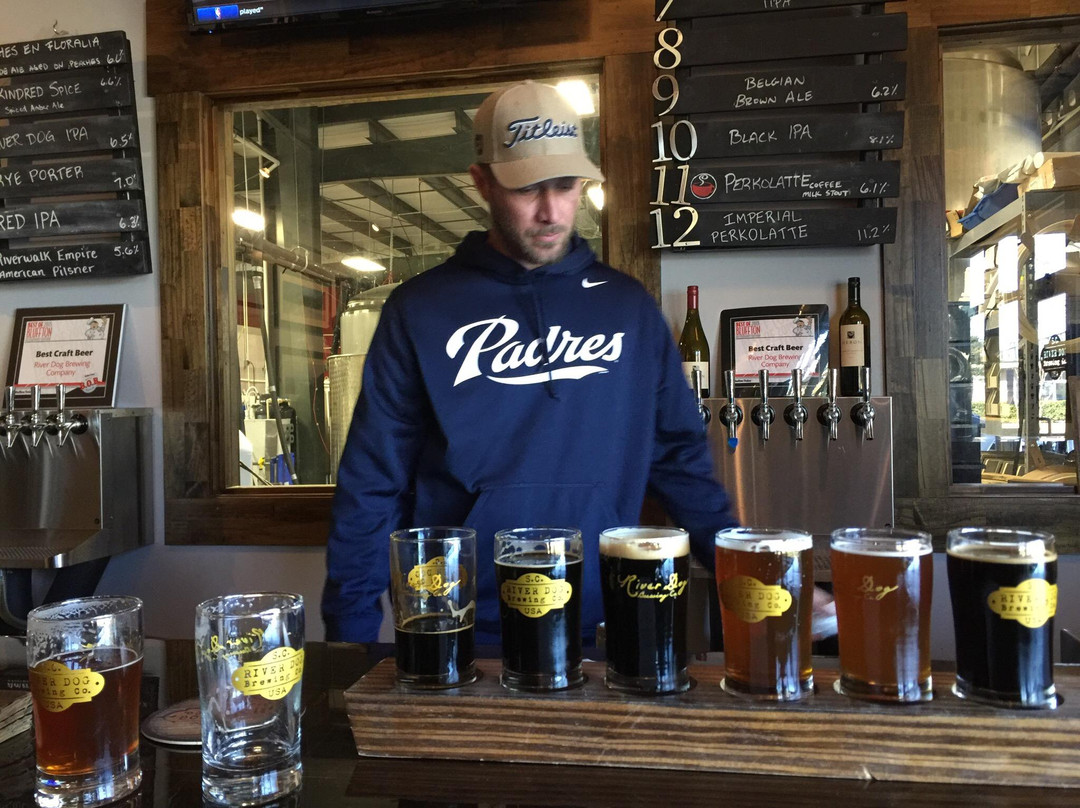 River Dog Brewing Company景点图片