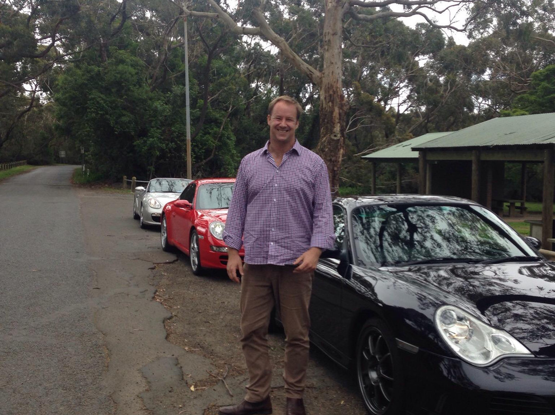 Cliff to Coast Sports Car Drives-海伦斯堡必去景点