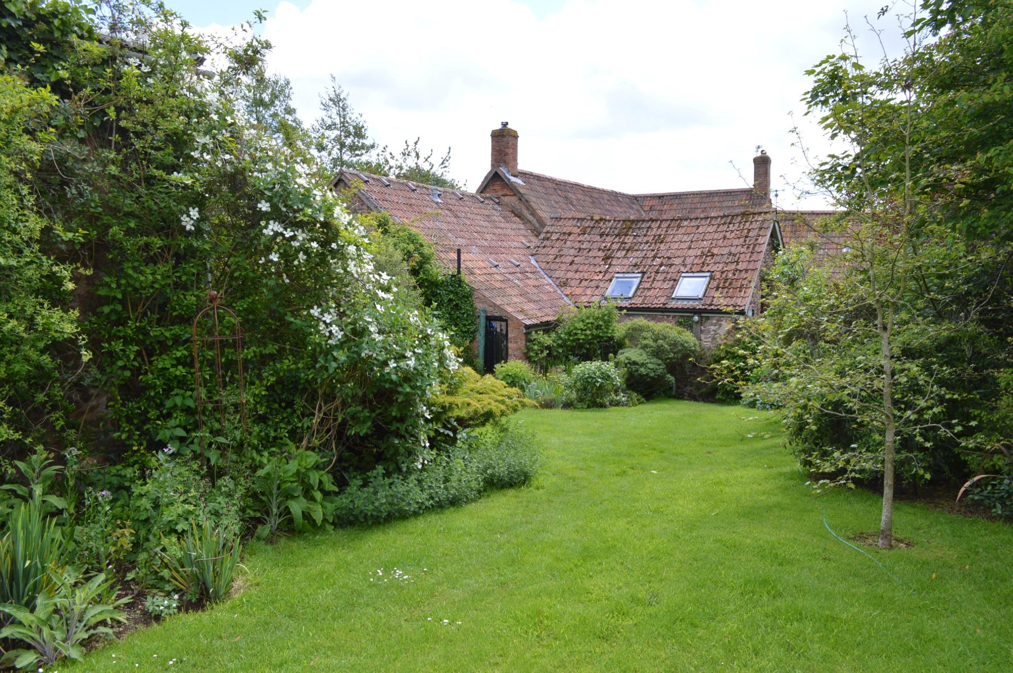 Bashfords Farmhouse-官方