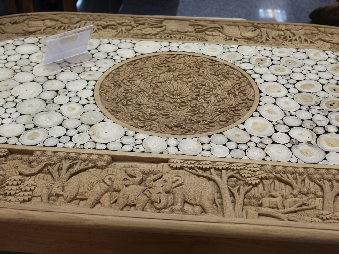 Royal Thai Handicraft Center Company景点图片