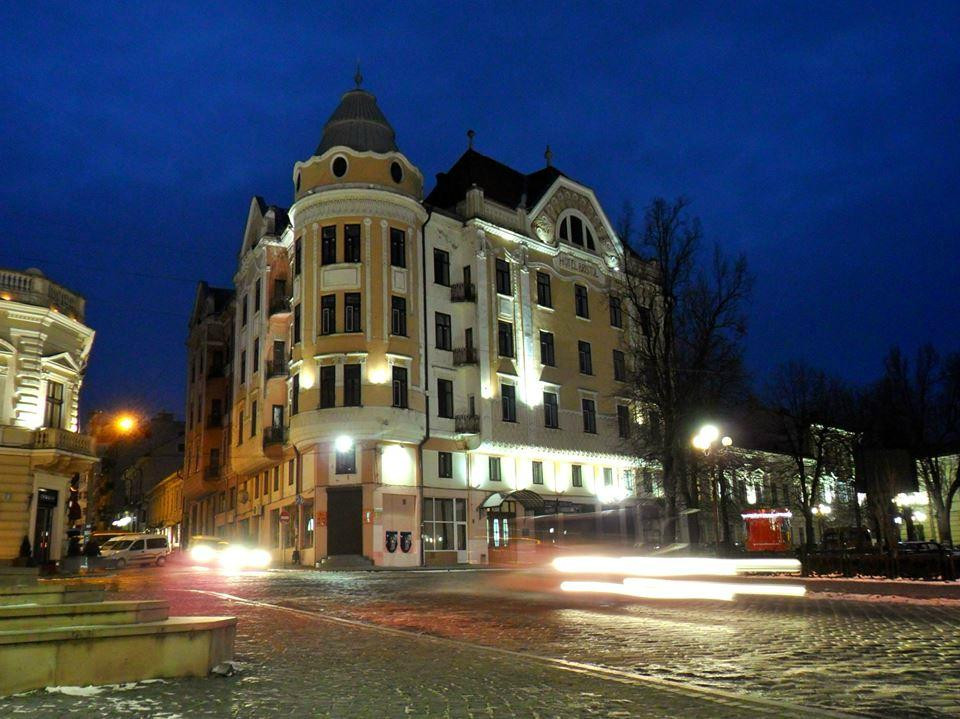 Shypyntsi旅游景点-Former Bristol Hotel