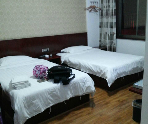 一家亲宾馆主图