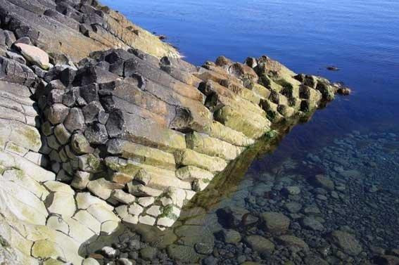 Northwest Region旅游景点-Kalfshamarsvik