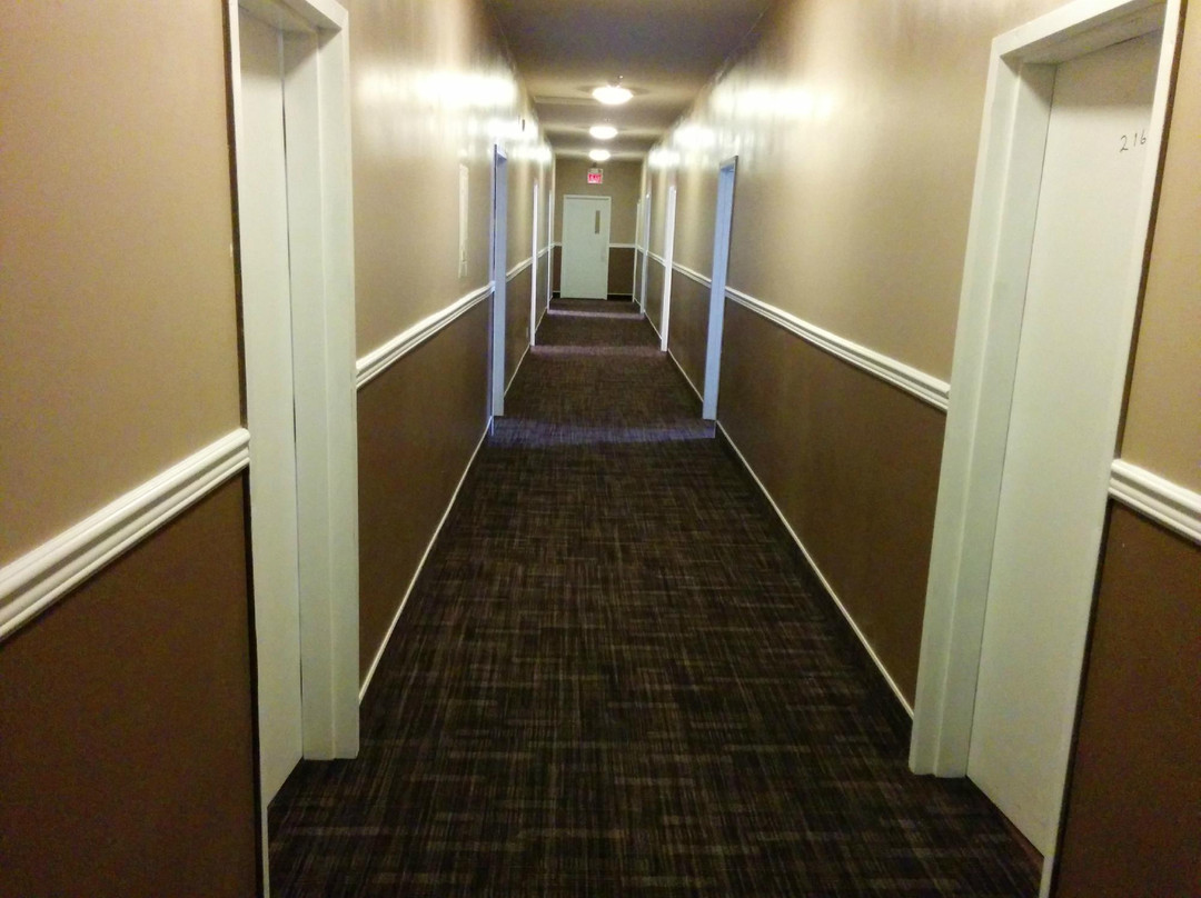 Bonnyville Hotel主图