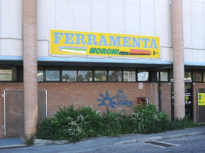 Montacuto旅游景点-Ferramenta Moroni srl